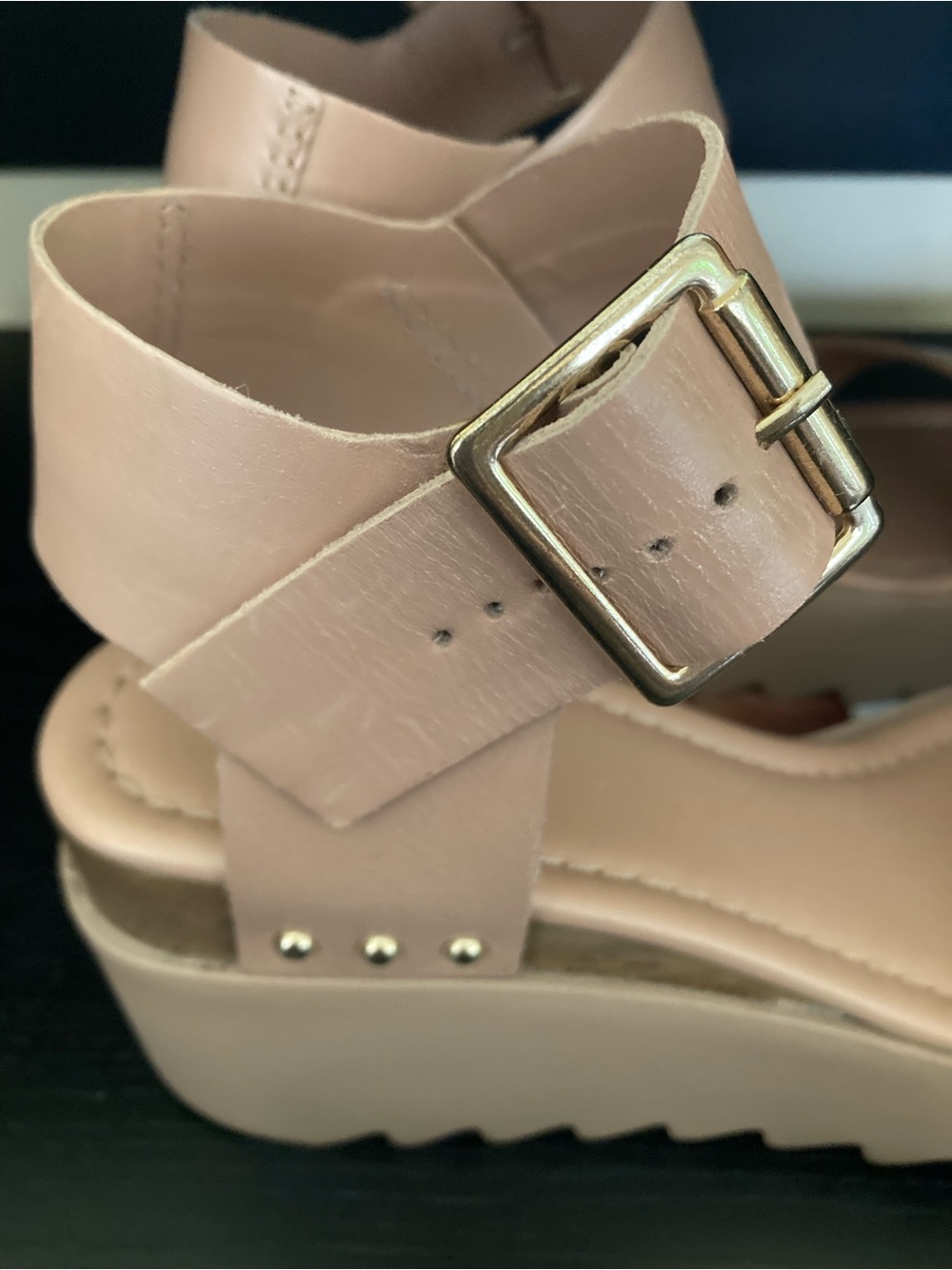 Tyche platform sandals in 💯 leather…made in Brazil. - Picture 6 of 6